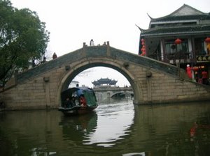 Canal bridge in Zhou Zhuang Water Village