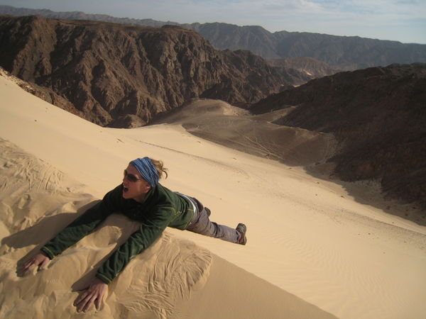 Ana almost falls off the Great Dune