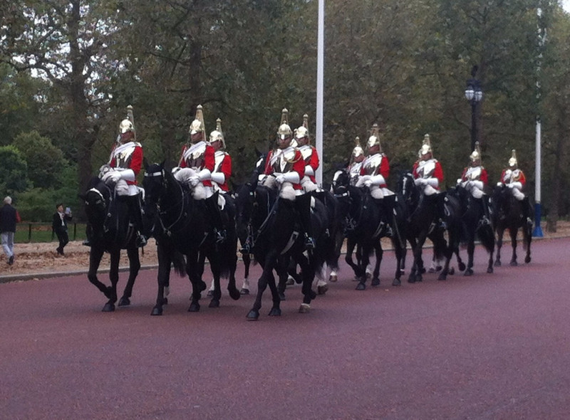 They&#39;re Changing Guard at Buckingham Palace