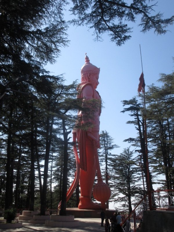 Hanuman statue at Jakhu Temple