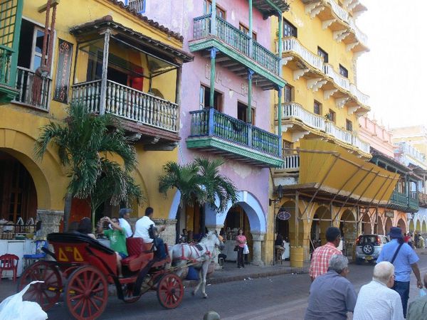 the streets of cartagena