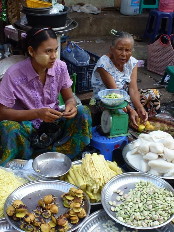 Local ladies selling unknown produce!