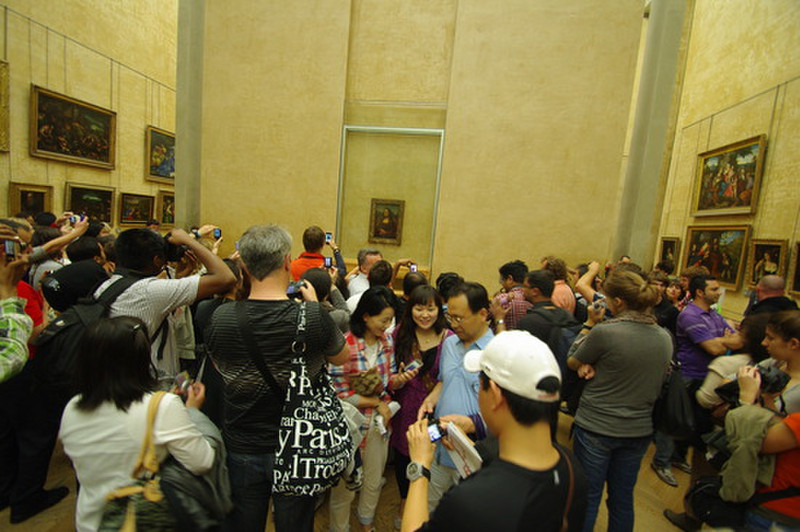Craziness at the Mona Lisa