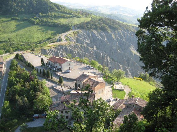 vista from the top of castello di mathilda de canossa