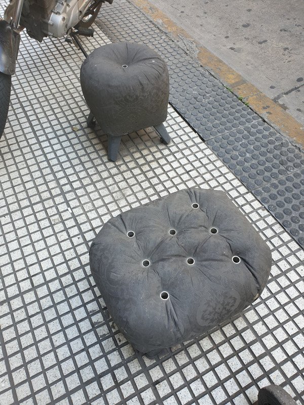 These street seats look comfy...