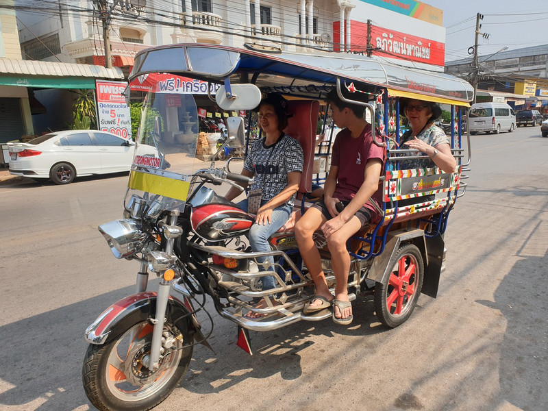 Off to lunch in the Tuk tuk