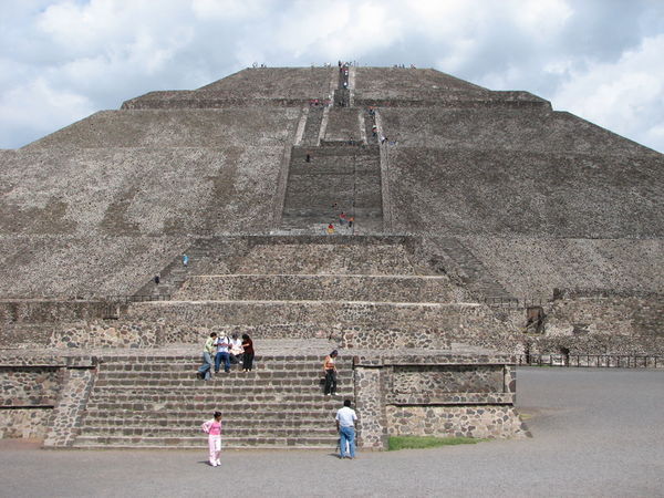 Stairway to the Pyramid of the Sun
