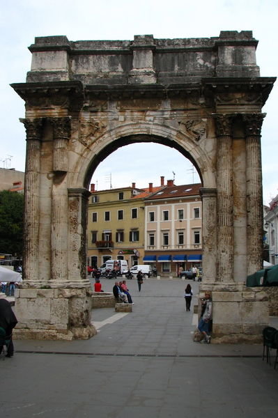 Arch of the Sergians