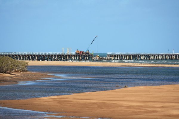 Gascogne River mouth and jetty with a hole