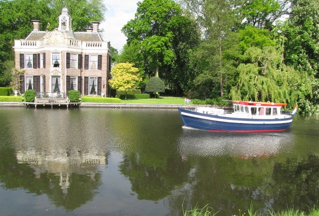 Rich people's house along the River Vecht