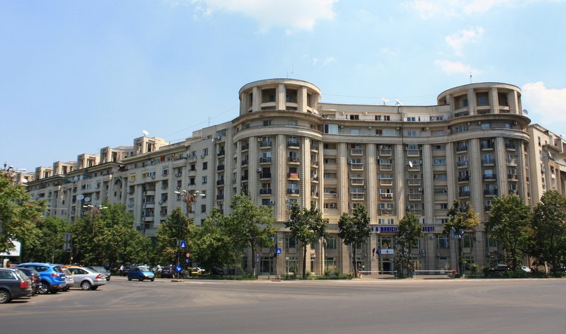 Huge apartment block opposite the Parliament Palace