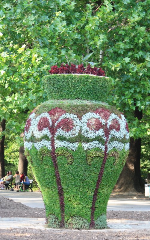 The Giant Flower Vase