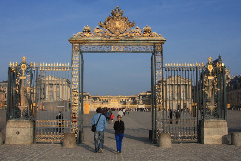 Gates to Versailles