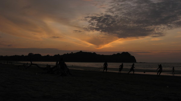 otra de playa y de puesta de sol.