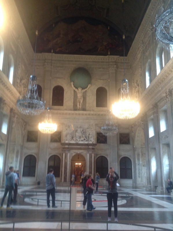 Royal Palace (Koninklijk Paleis)