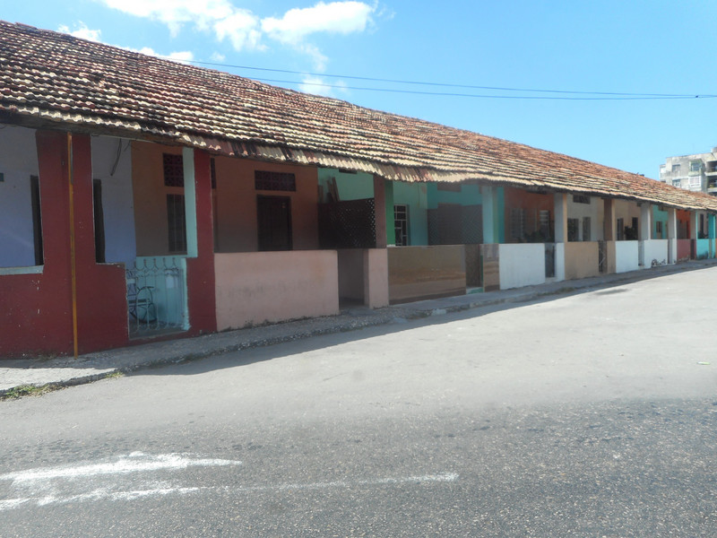 Terrace houses; Cuban style