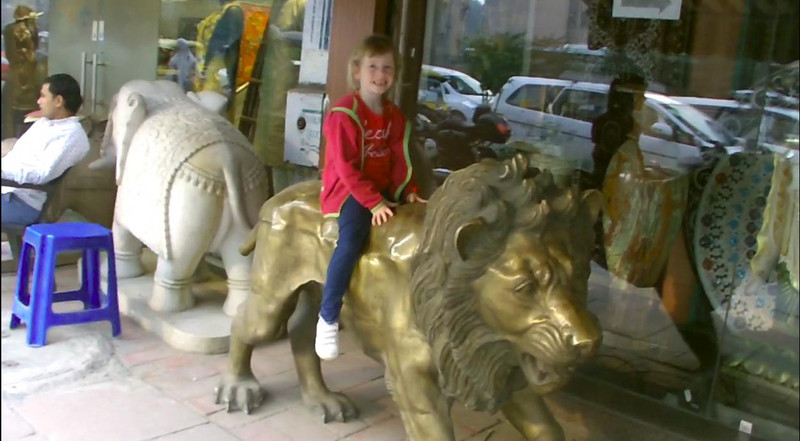 Esmee Riding Lion