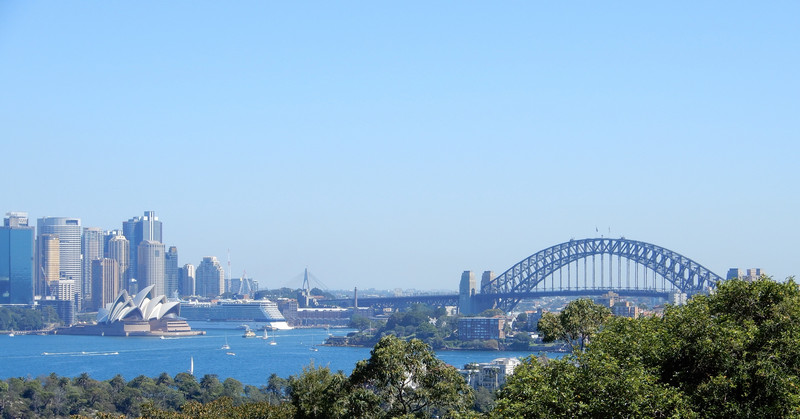 Sydney Opera House, Harbor Bridge