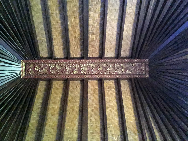 Bali ceiling