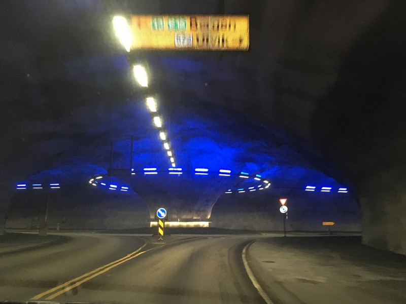 Roundabout in a tunnel, to Bergen