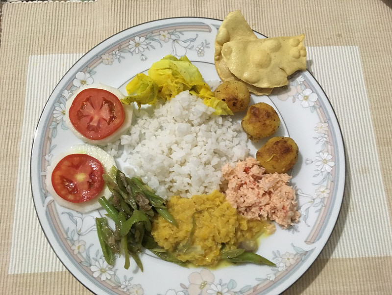 Sri Lankan meal, before