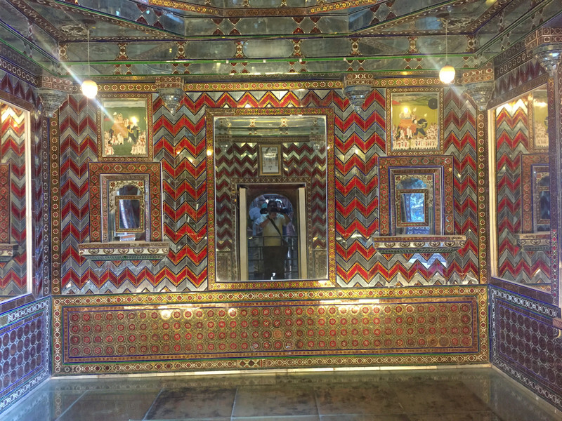 Spiegelsaal im Stadtpalast von Udaipur 