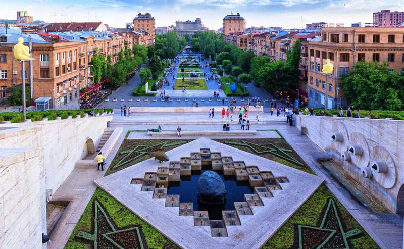 Yerevan – Pink city