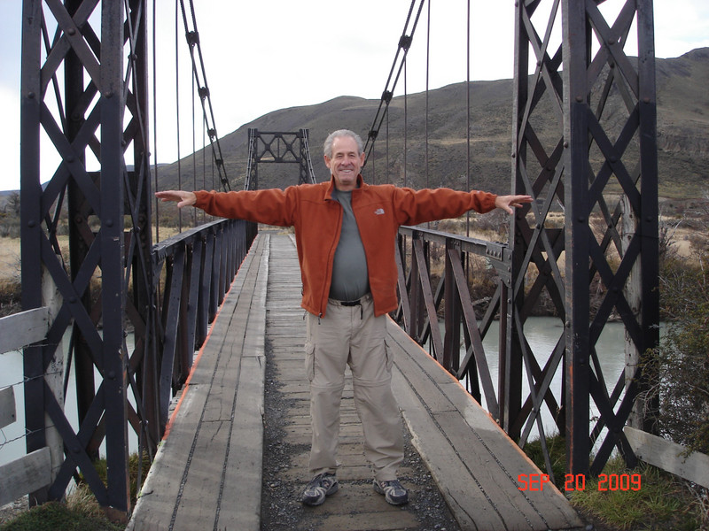 A rather narrow bridge in Patagonia