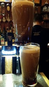 A Guinness bar trick