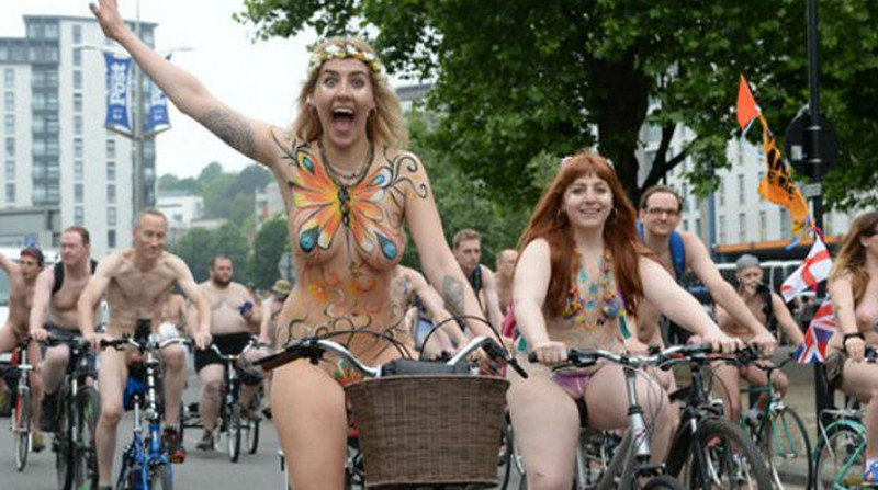 My favorite naked bike race