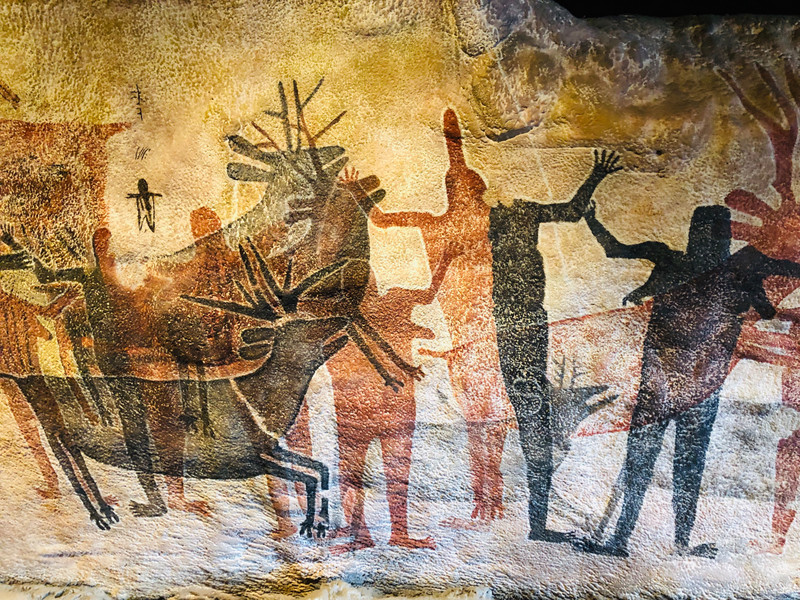 Cave painting 