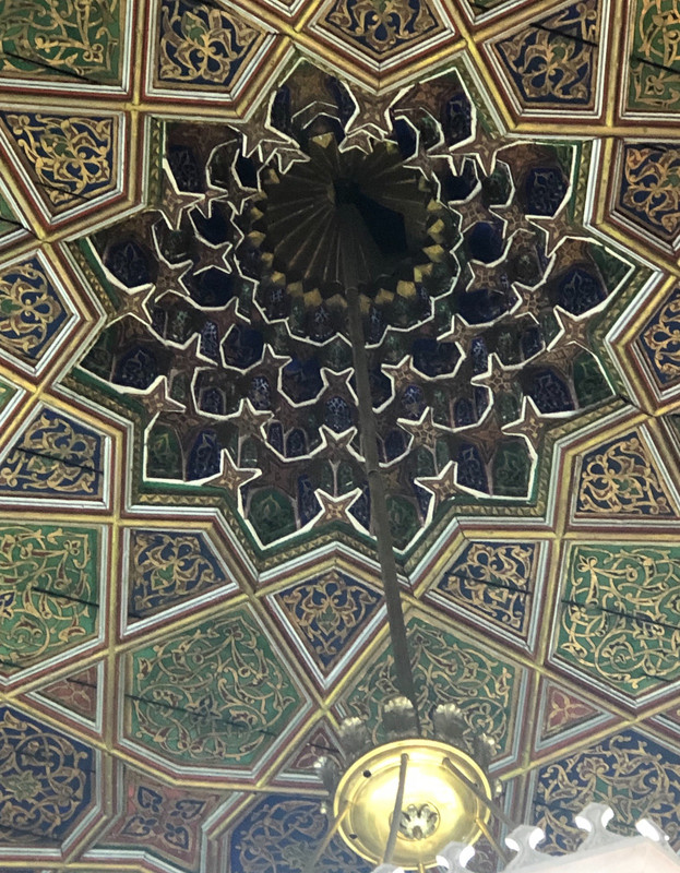 Unbelievable ceiling pattern