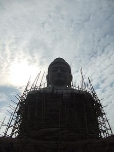 buddha statue in bodhgaya