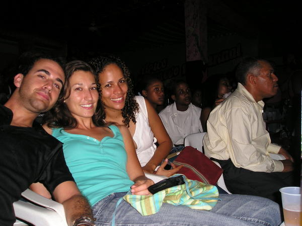 Alexis, ik, Vicky en (rechts) de burgemeester van La Cienaga