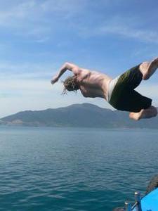 Kristian diving off