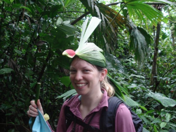 Modeling the fashionable jungle headwear