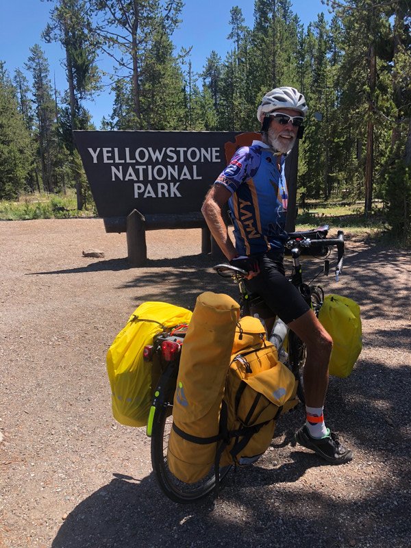 Entering Yellowstone 