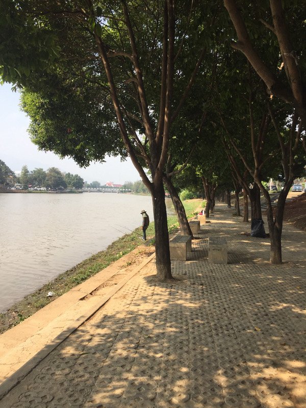 Riverside walk near Baansong Jum 