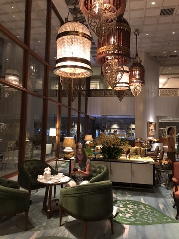 Cool lobby of the Mandarin Oriental 
