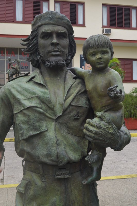 Che Guevara with boy