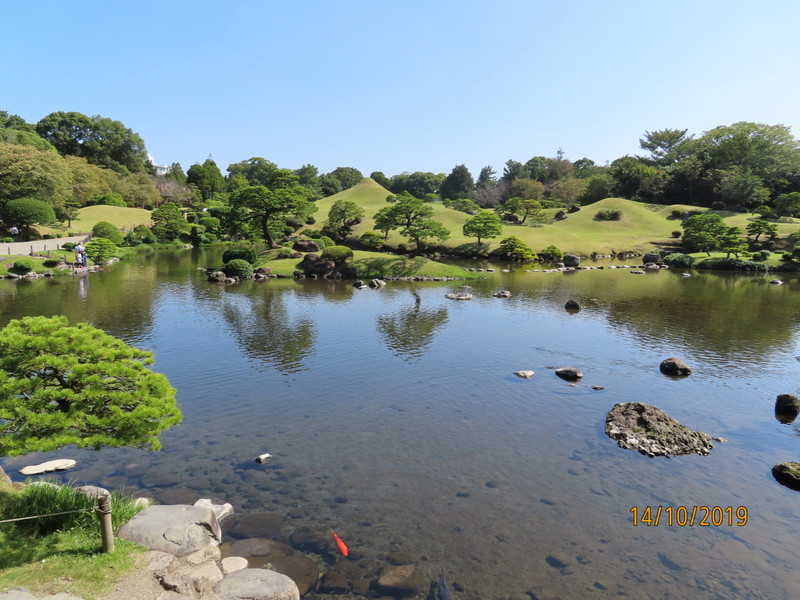 Suizenji Jojuen gardens