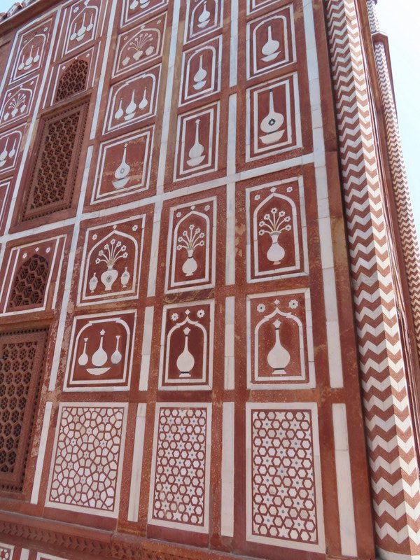 One of the gates to the Baby Taj