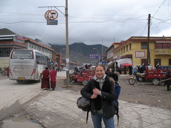 Lelde looking intrepid in Xiahe.