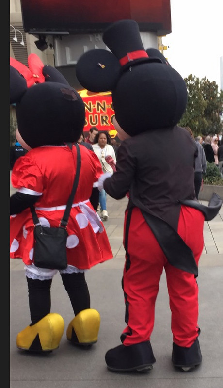 Mickey and Minnie on a drinking spree