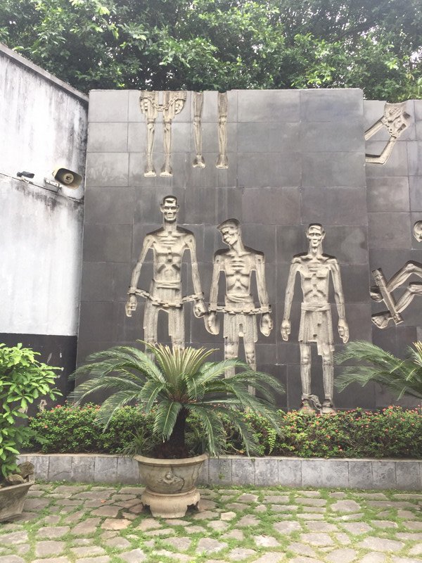 Shrine at Hoa Lo Prison 