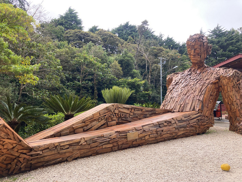 Monteverde sculpture