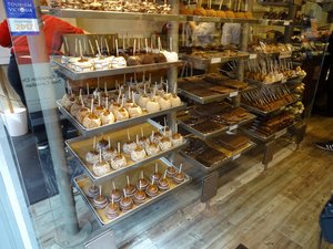 Caramel Apples in Rocky Mountain Chocolate Factory