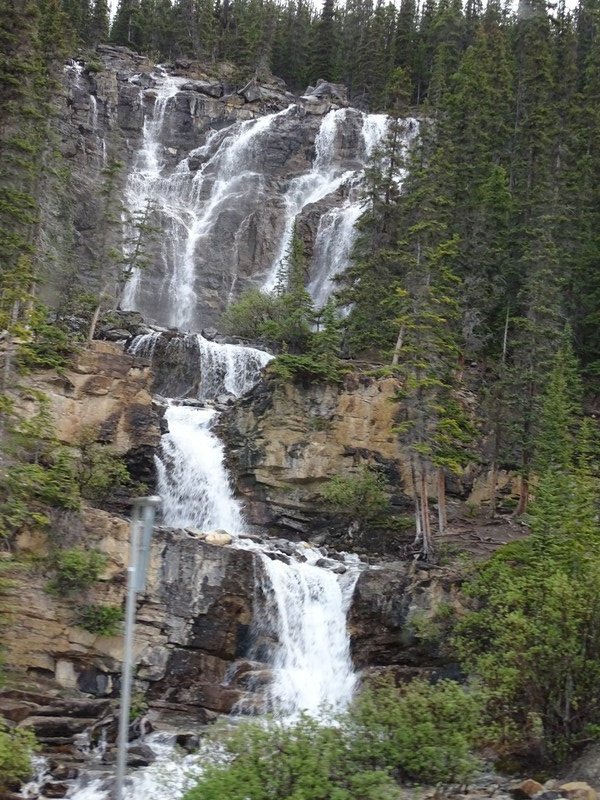 Tangle Falls (next to the road)