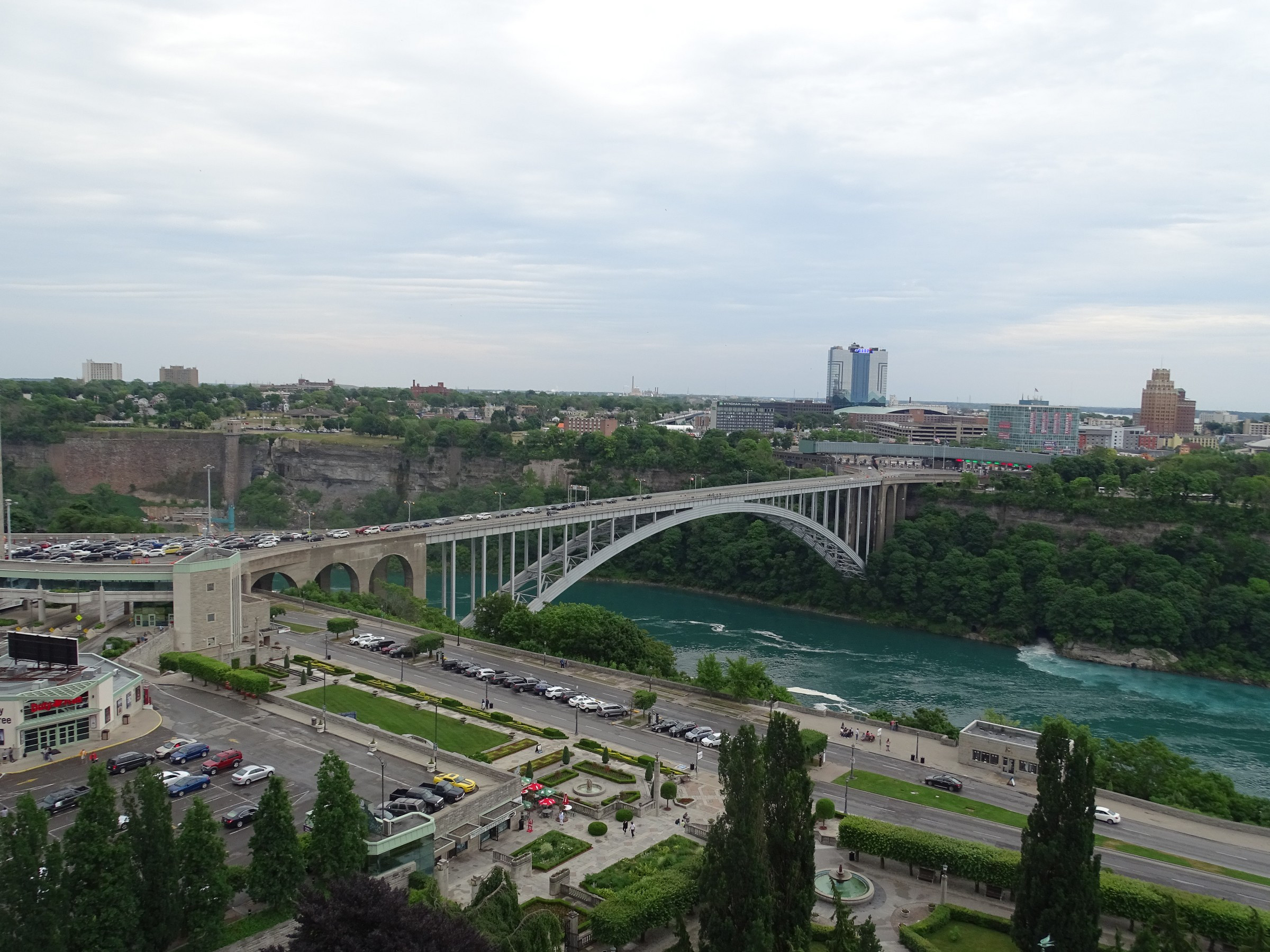 Rainbow Bridge | Photo