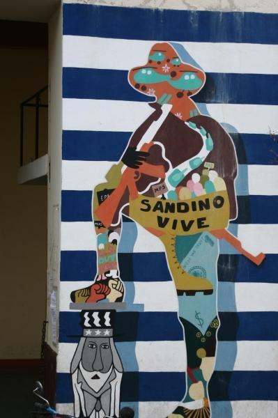 Sandino Vive